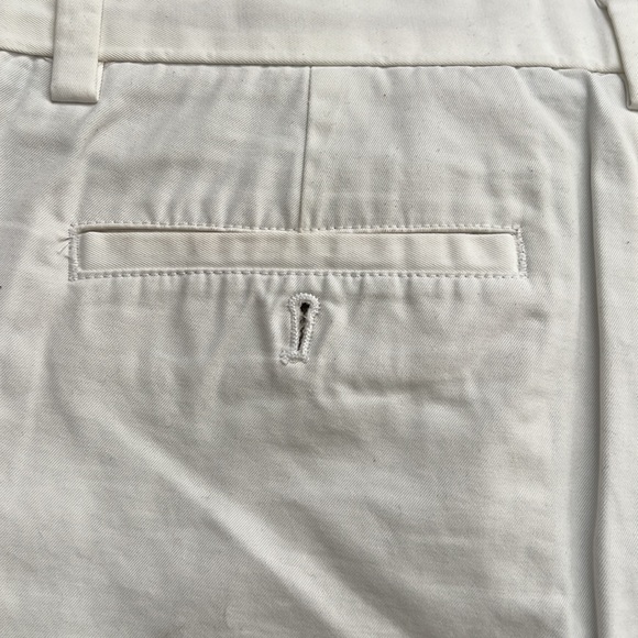 Banana Republic | White Aiden Chino Pants | 100% Cotton | Size 34W x 32 L | - Picture 11 of 11